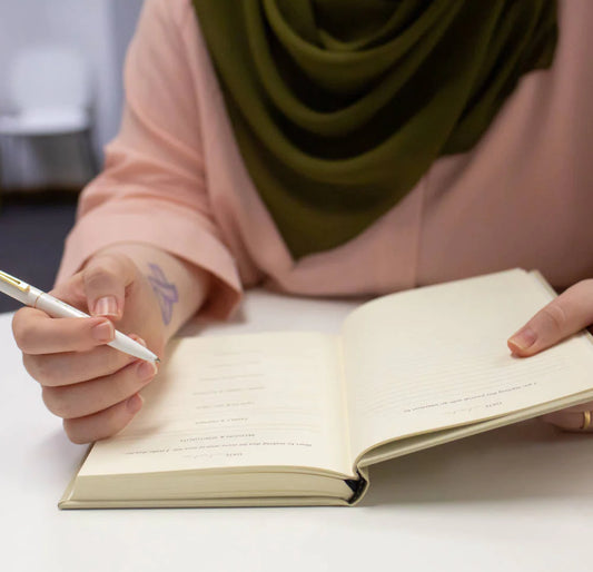 The Benefits of Guided Journaling